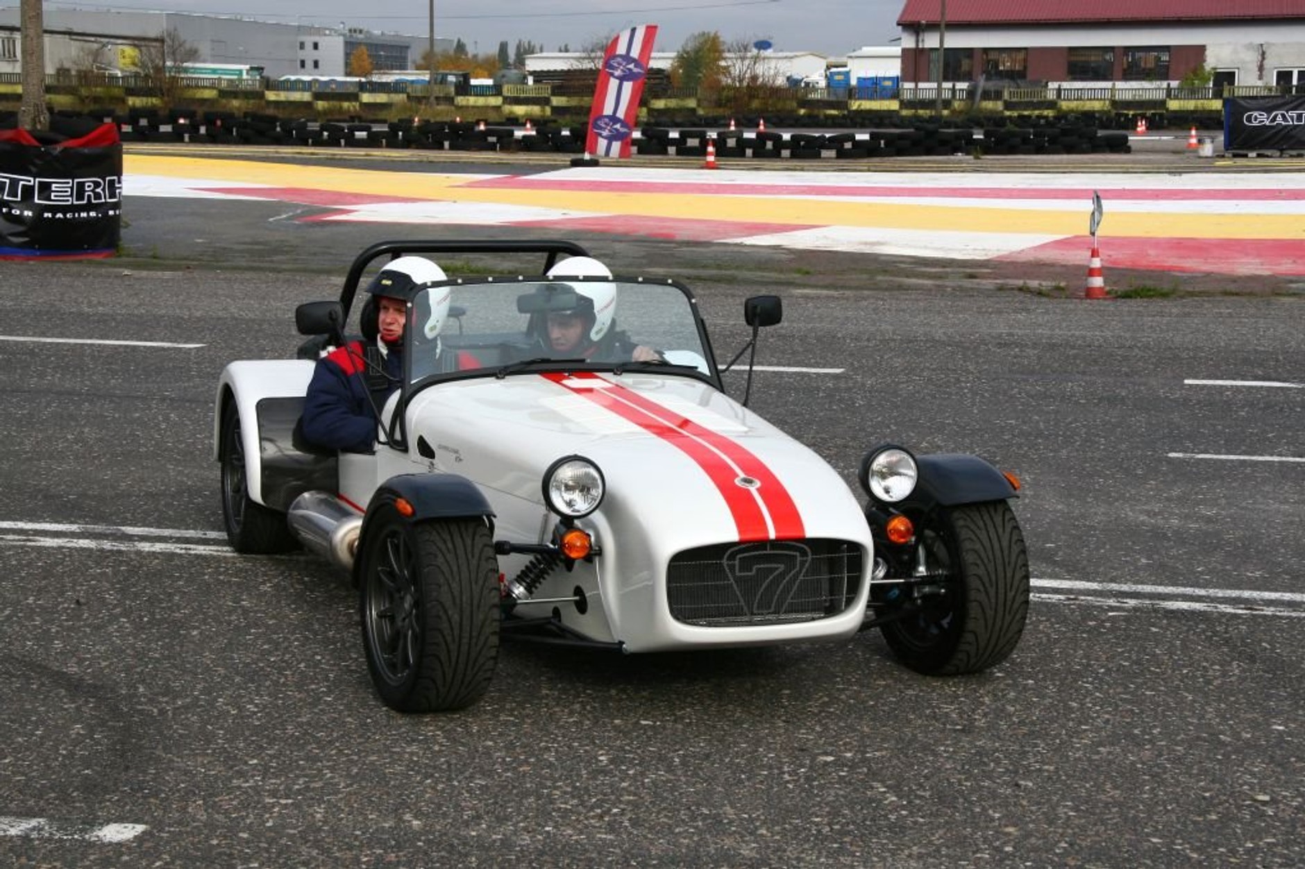 Caterham - Fotorelacja z polskiej prezentacji kultowego sportowca