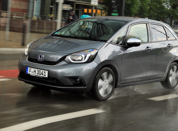Nowa Honda Jazz 1.5 Hybrid – niezwykły mieszczuch