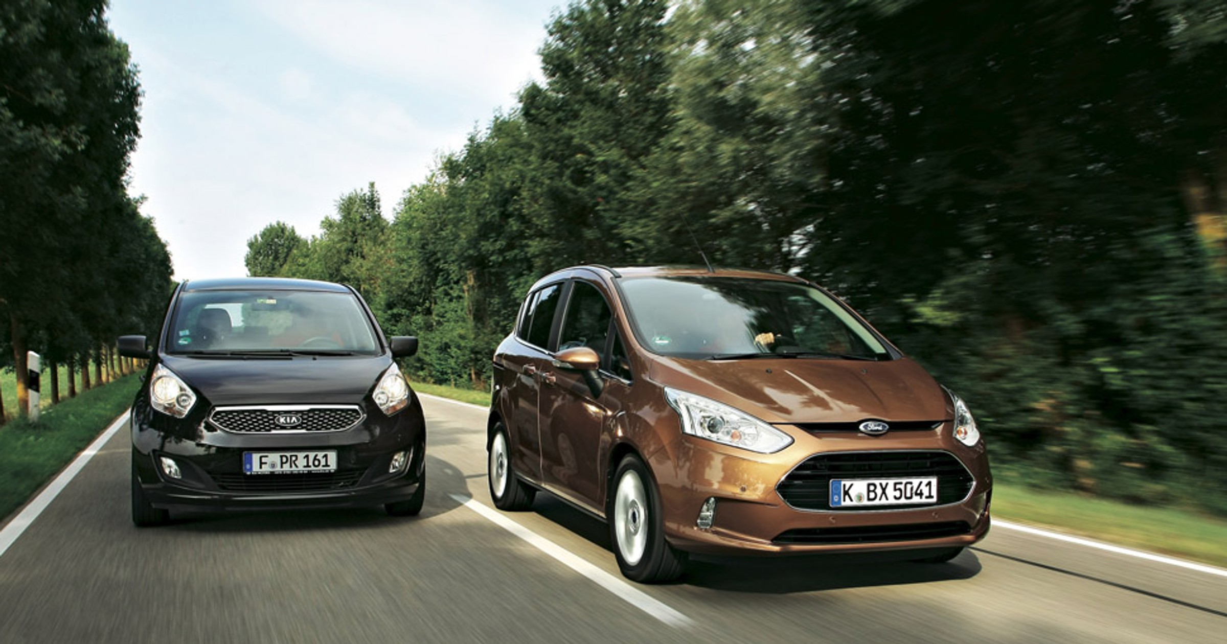 Ford B-Max kontra Kia Venga: miejskie vany dla rodziny