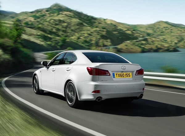 Lexus IS najczęstszą ofiarą wandali