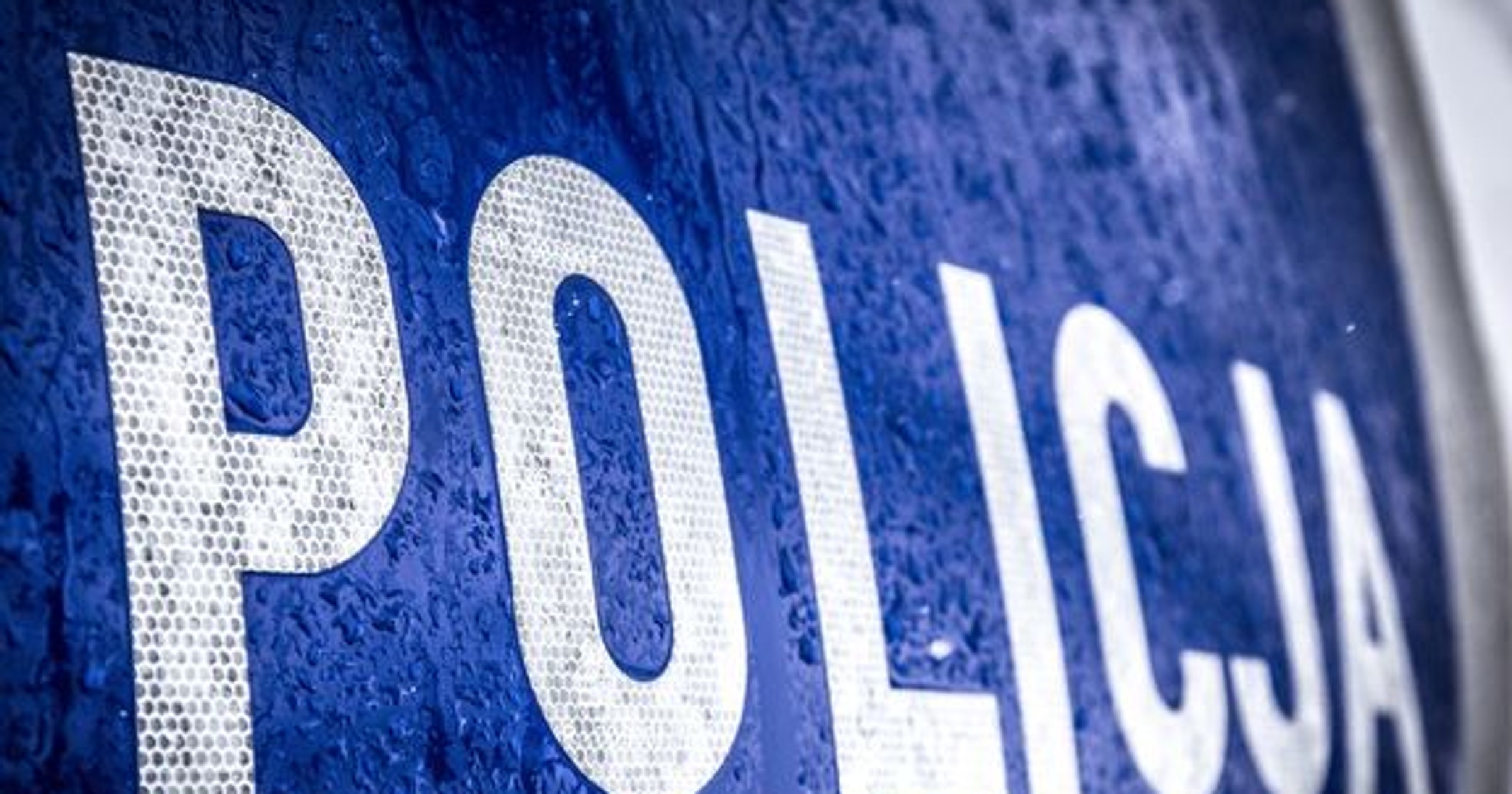 O 4 rano zniszczył trzy auta. Przyczynę ujawnił szybki test