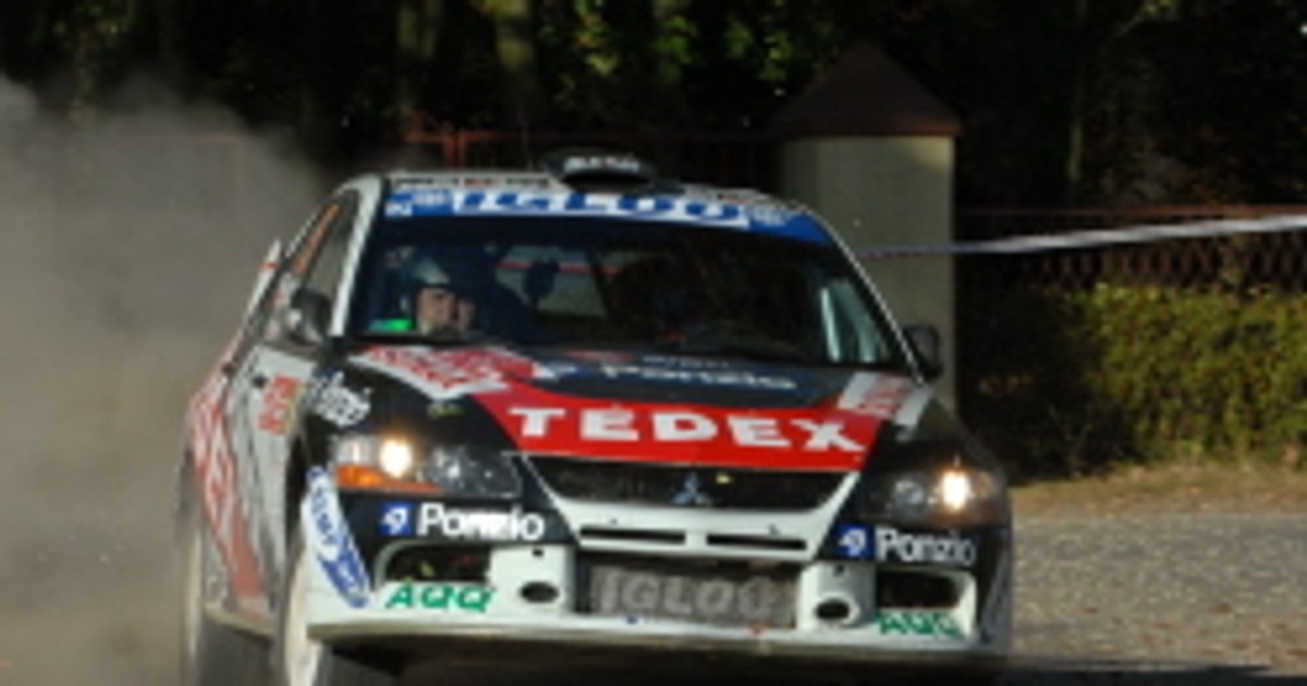 Rajd Barbórka 2009: Michał Bębenek - ukłon dla kibiców i sponsorów