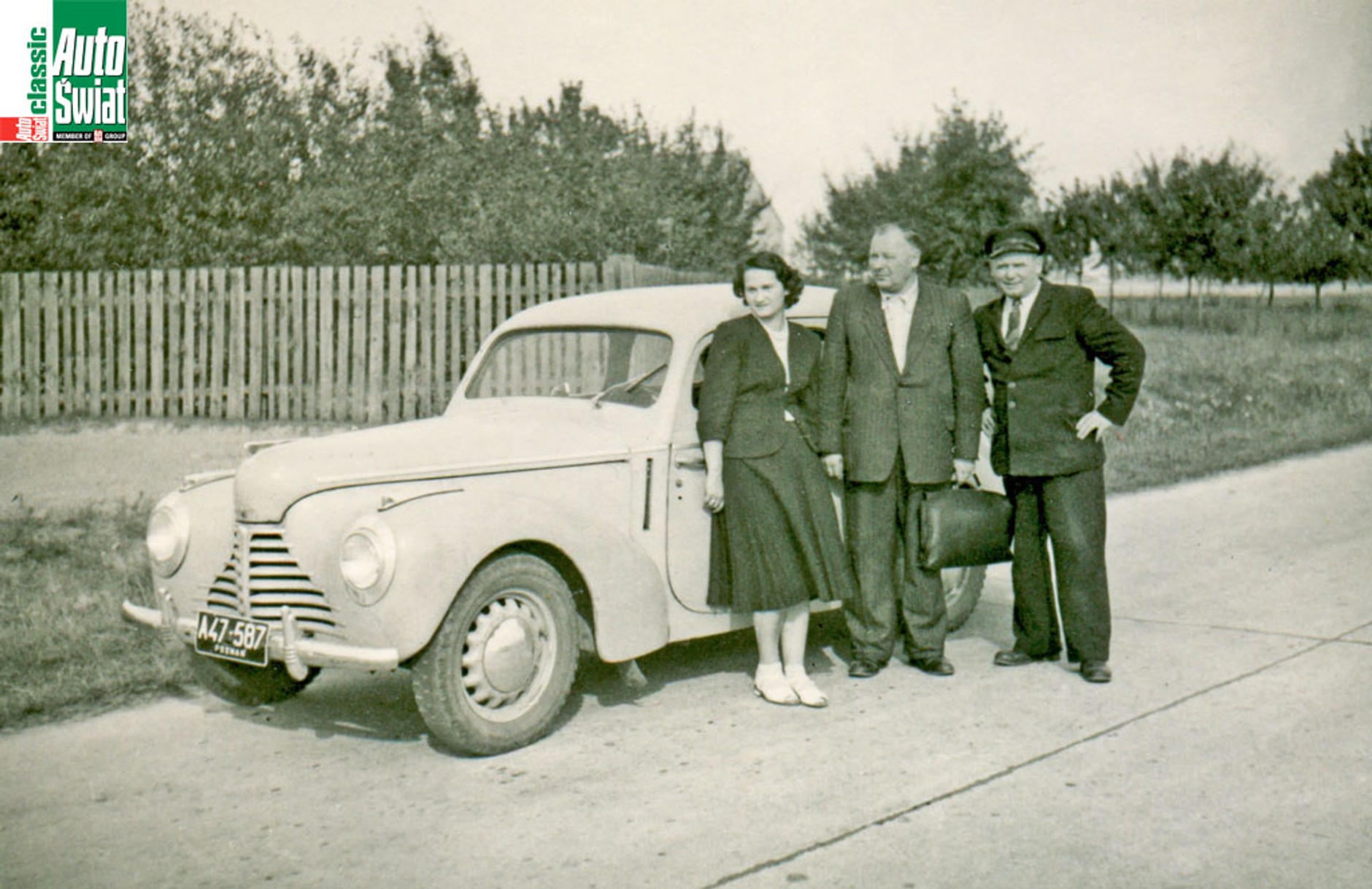 Kupno aut w PRL-u - wyboista droga po własny samochód