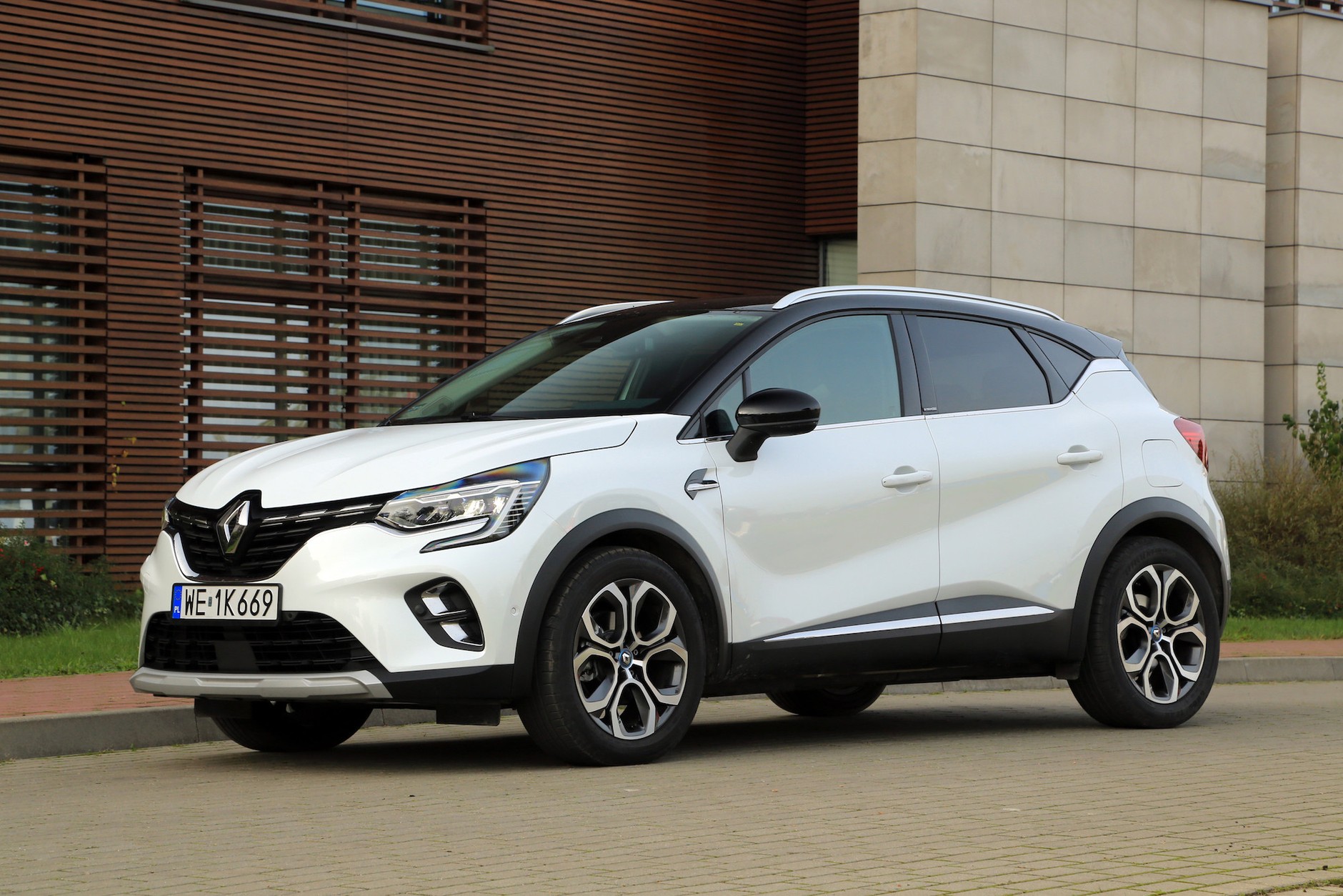 Renault Captur E-Tech 160 Plug-in Hybrid – z elektrycznym dopalaczem