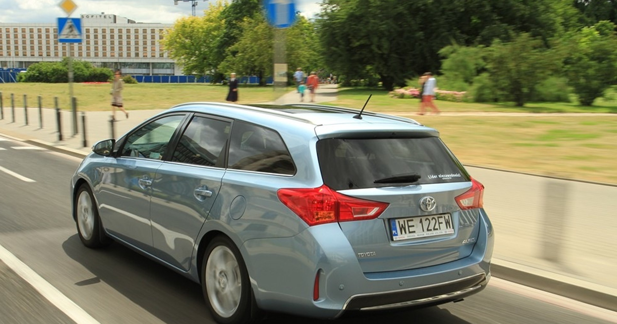 Toyota Auris Touring Sports 2.0 D-4D