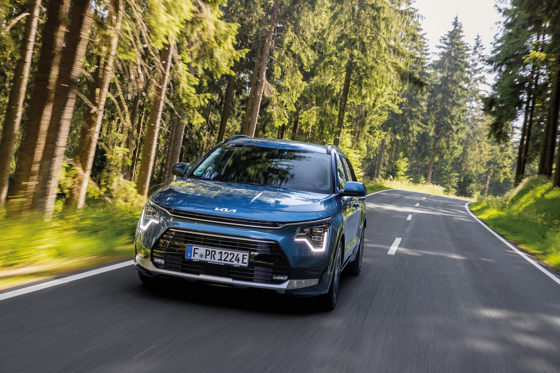 Kii Niro w wersji PHEV nie brakuje mocy, choć nie do końca się czuje te 183 KM.