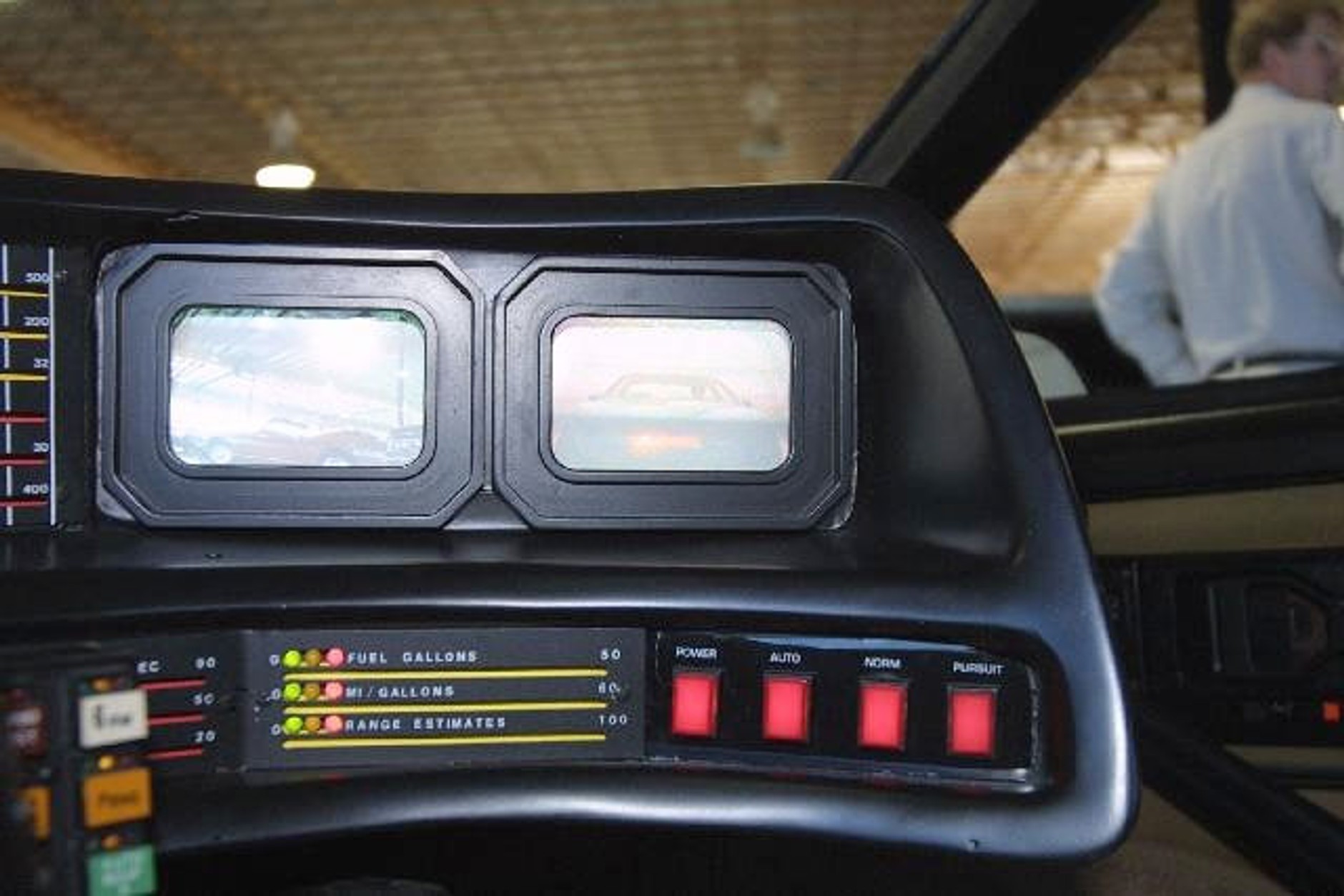 Legendarny KITT na sprzedaż