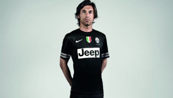 Jeep na koszulkach graczy Juventusu Turyn