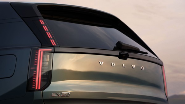 2026 Volvo EX60