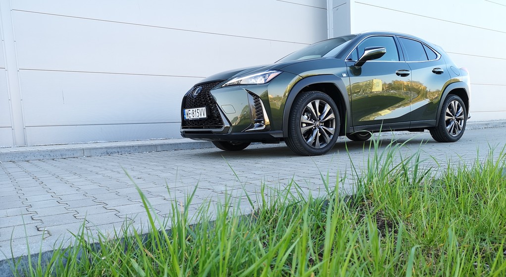 Lexus UX