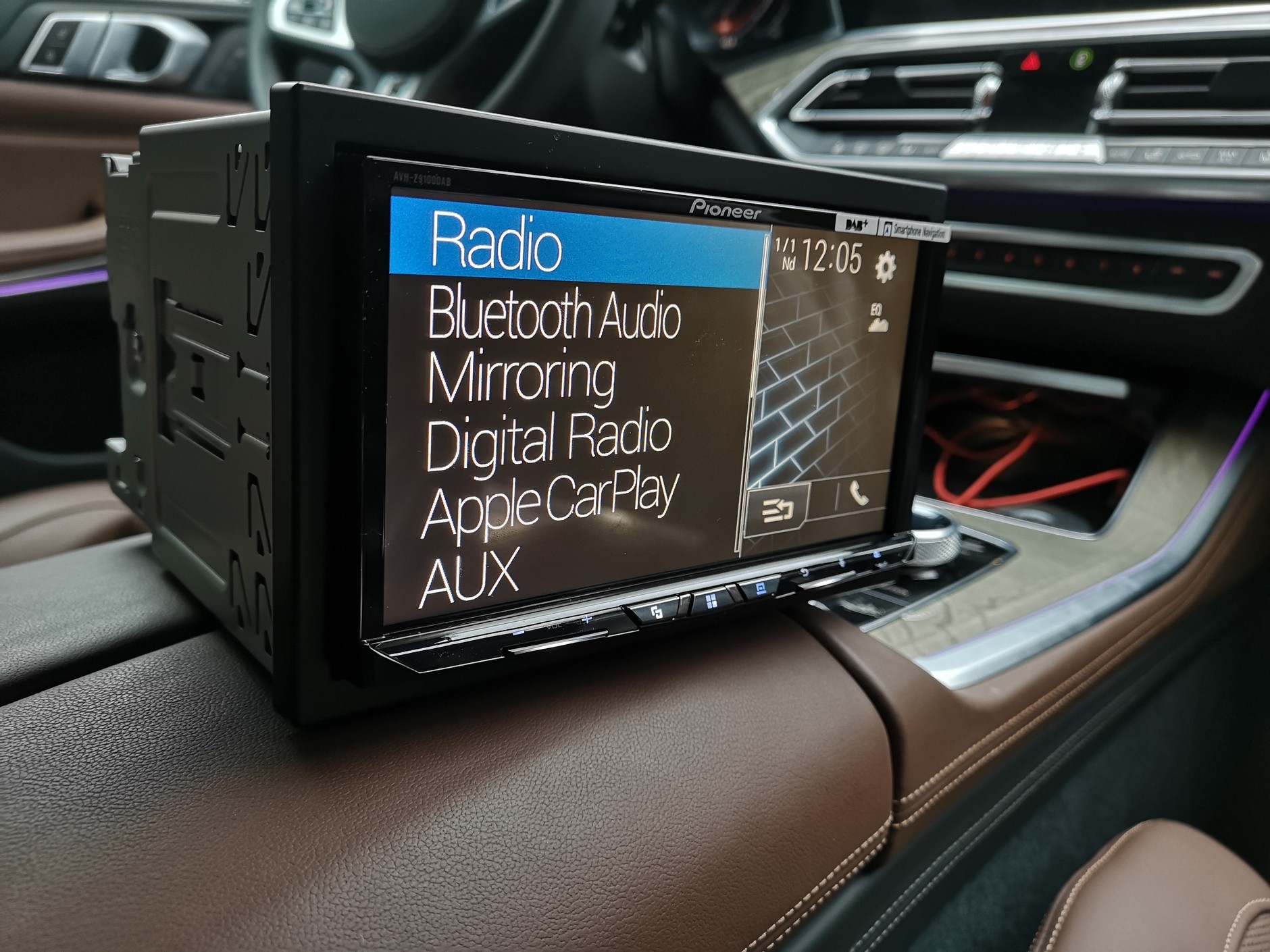 Czy można zamontować większe radio? 2 DIN zamiast 1 DIN