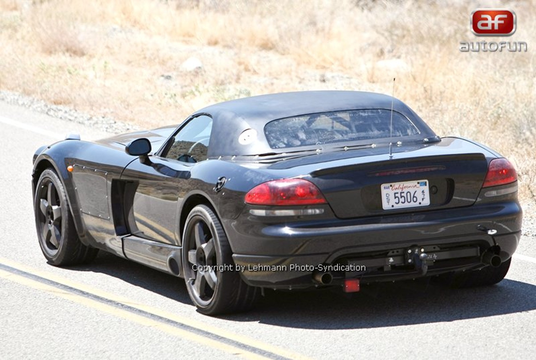 Zdjęcia szpiegowskie: Mercedes W197 – powrót nowego Gullwinga