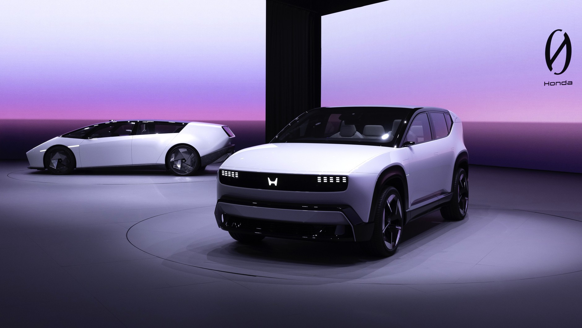 Honda 0 Saloon i Honda 0 SUV