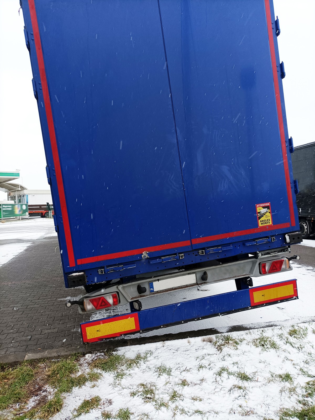 Podejrzenia inspektorów ITD wzbudził stan techniczny naczepy