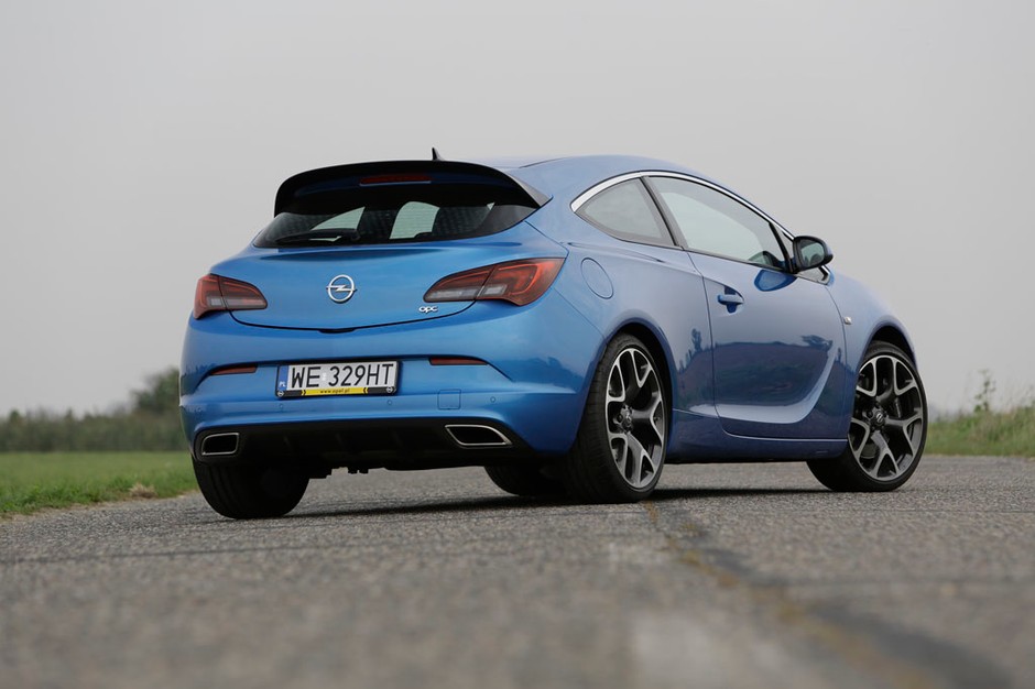Opel Astra OPC
