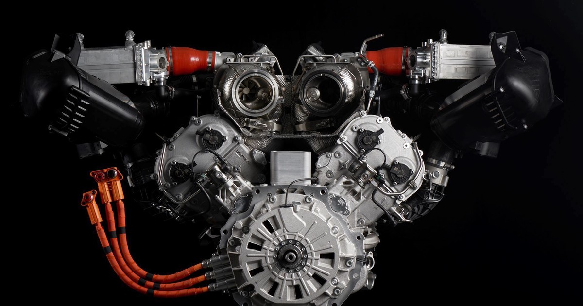 Lamborghini. PHEV z silnikiem V8