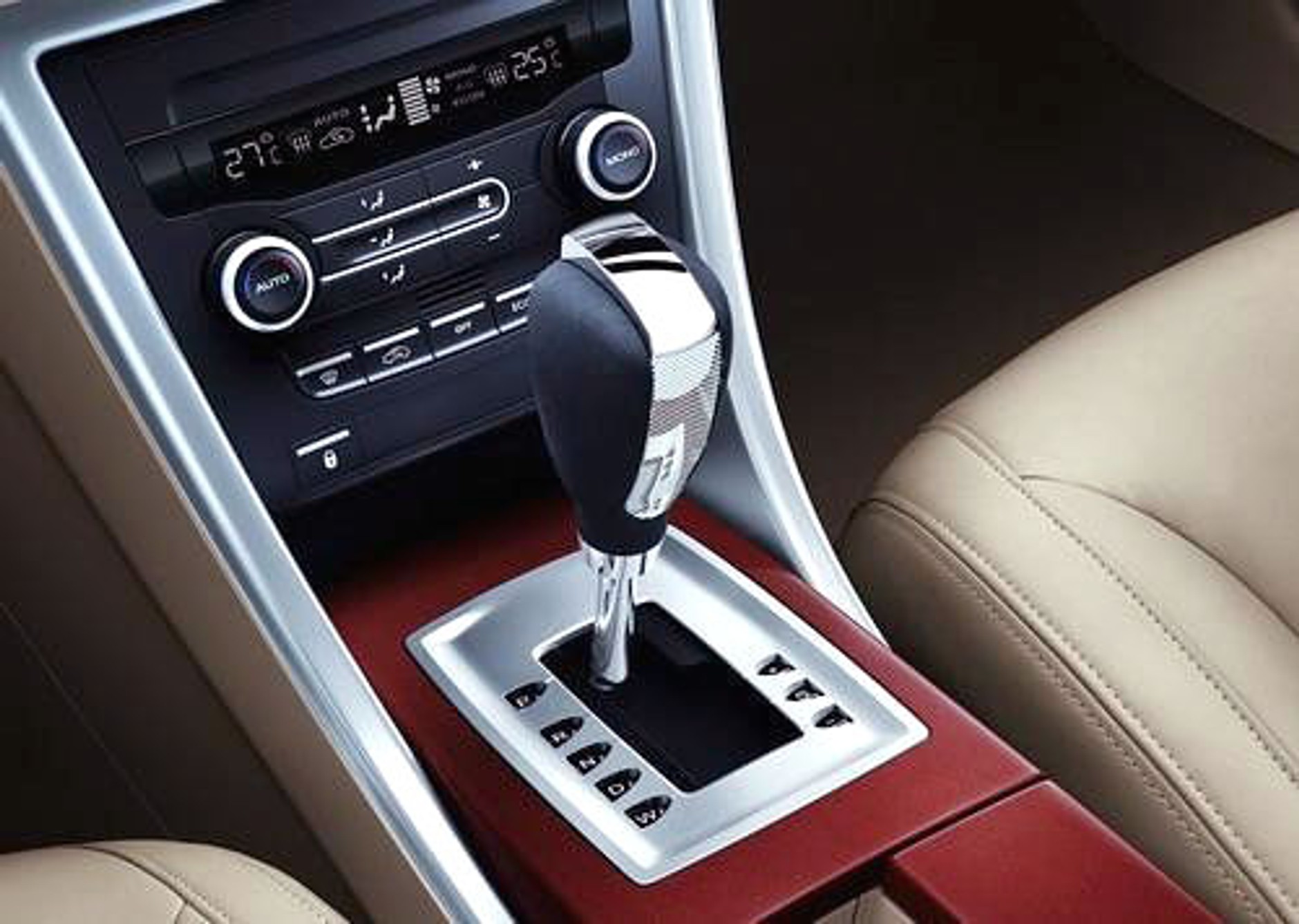 Roewe 550: oficjalne fotografie następcy marki Rover