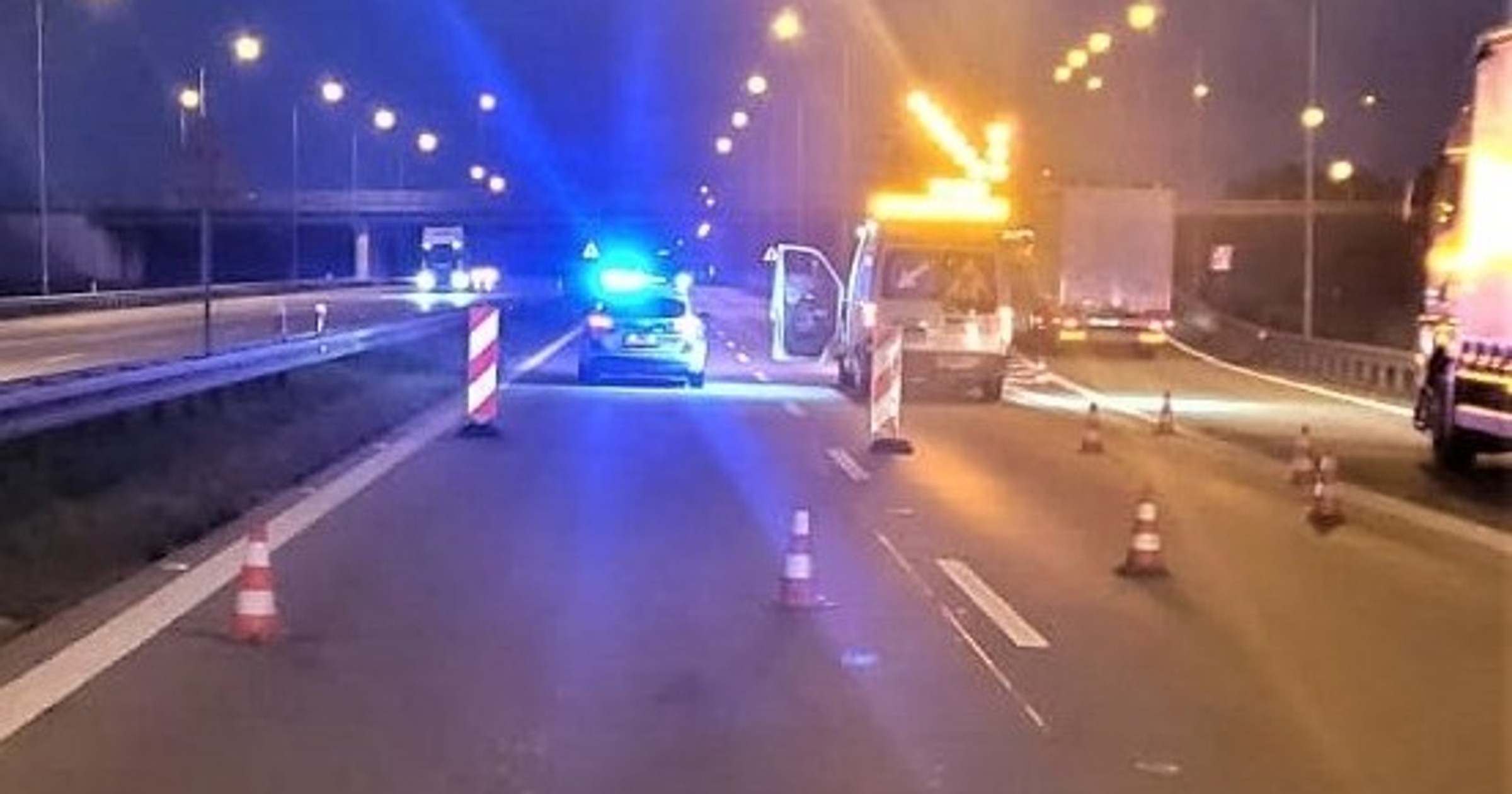 Kierowca ciężarówki — dosłownie — jechał wężykiem