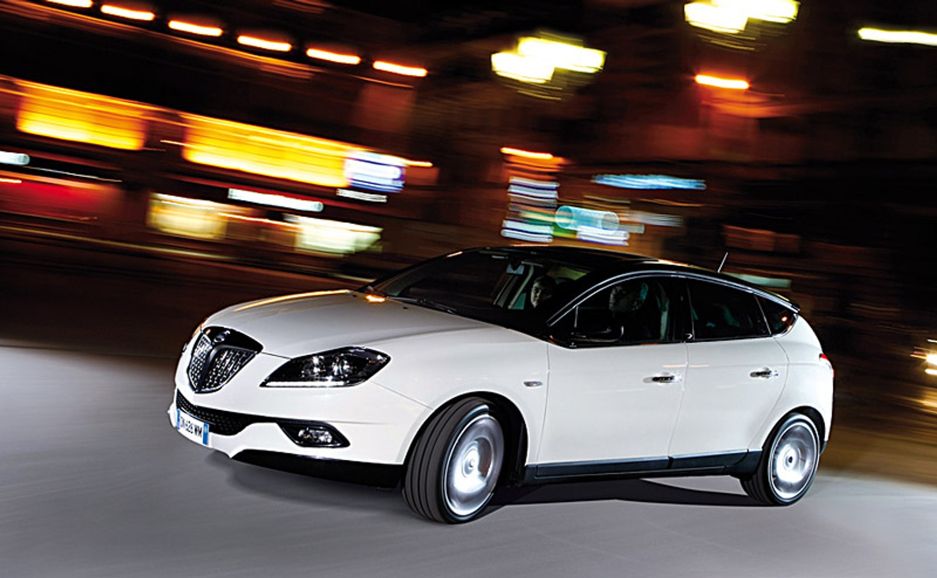 Lancia Delta: cztery nowe silniki i dwie skrzynie biegów