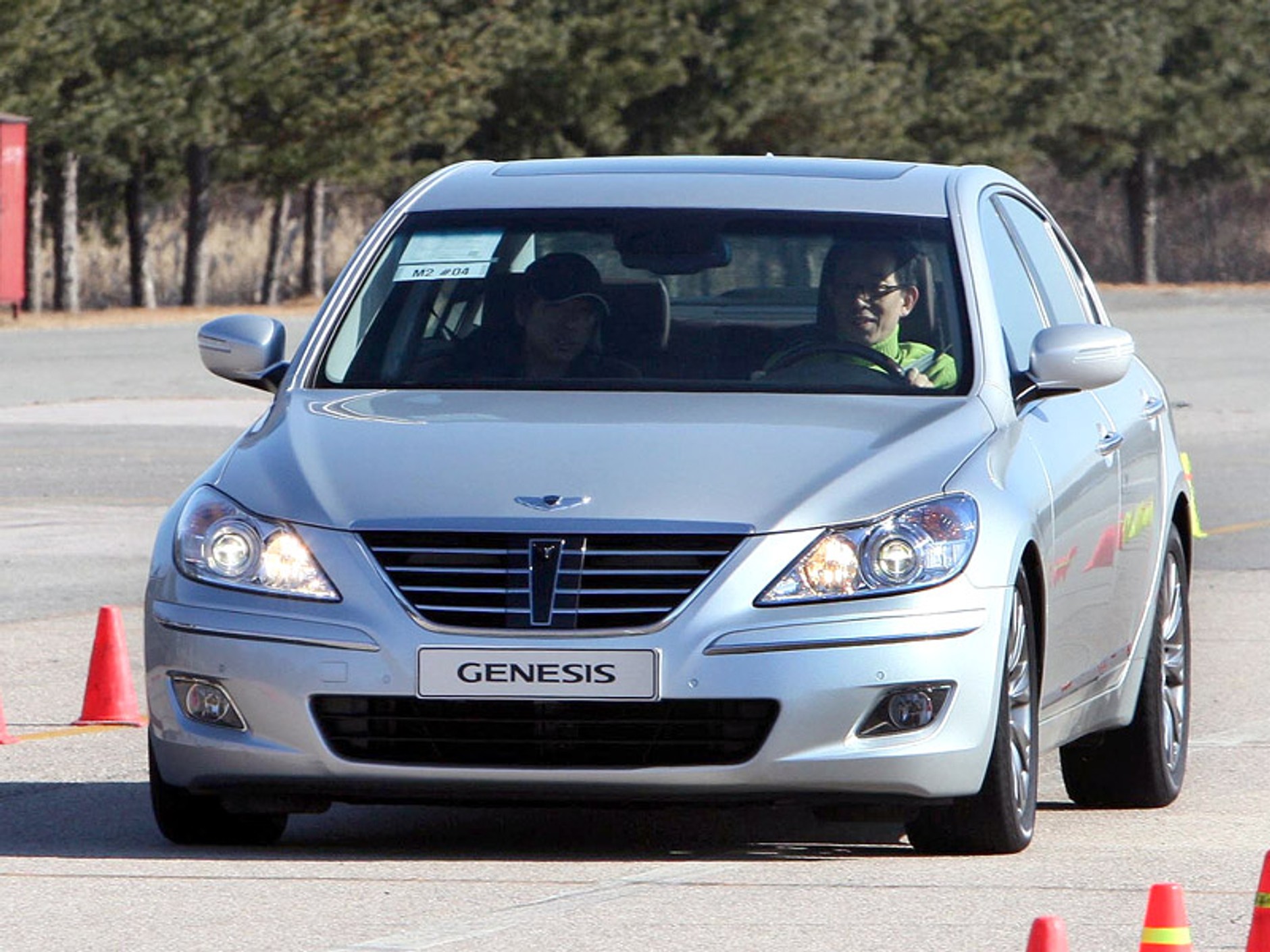 Hyundai Genesis – pierwsze oficjalne zdjęcia