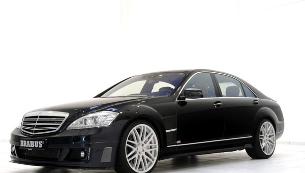 Brabus SV12 R Biturbo 800 – Elegancki sportowiec 