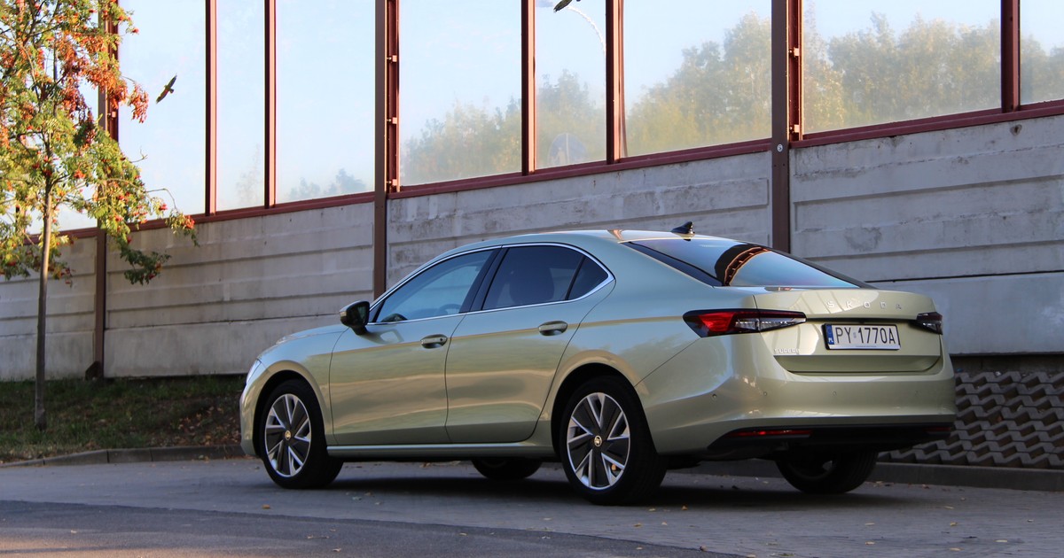 Skoda Superb 1.5 TSI m-HEV Selection