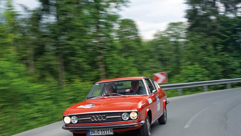 Oldtimery Audi w 2012