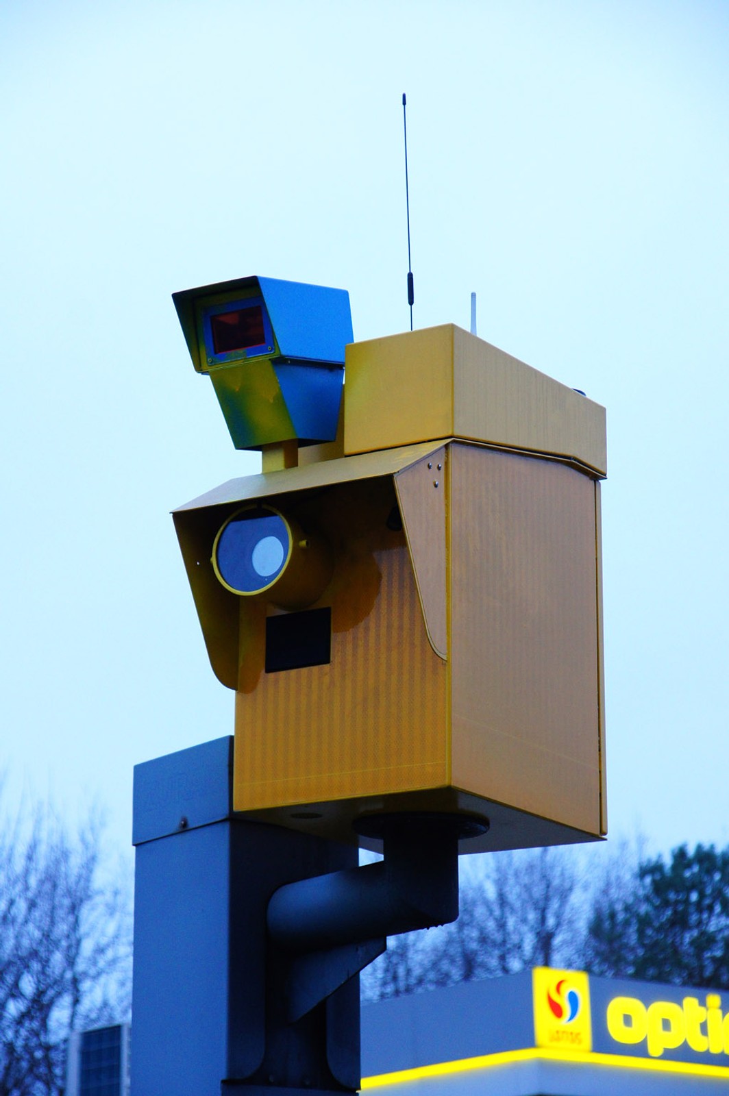 Fotoradary stacjonarne i przenośne - z podejrzaną dokumentacją