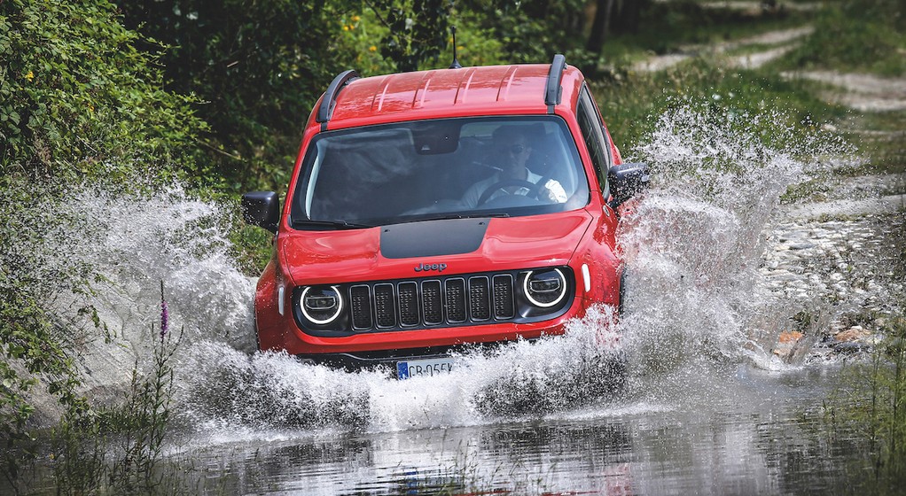 Jeep Renegade 4xe – jedzie z prądem