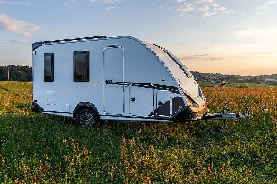 Nowe przyczepy z targów caravaningowych w Stuttgarcie