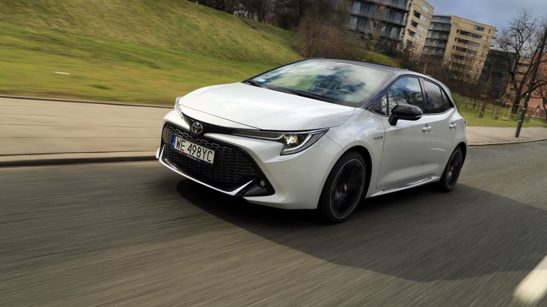 Toyota Corolla 2.0 Hybrid 184 KM GR Sport