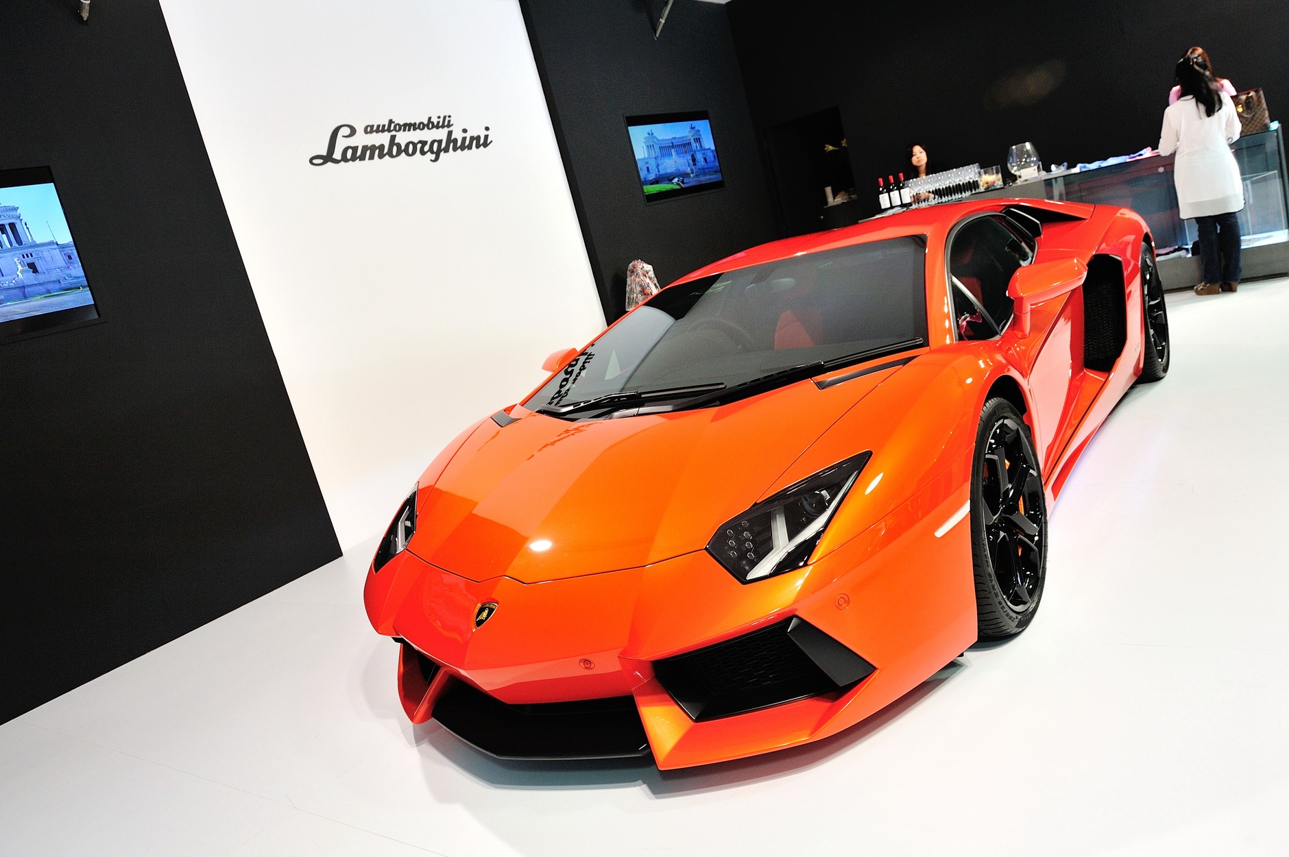 Lamborghini Aventador