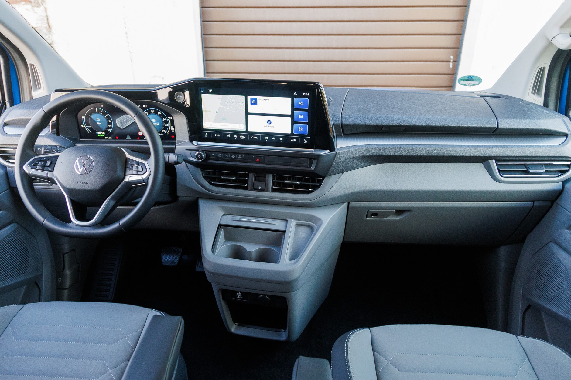 Volkswagen Caravelle T7 EV