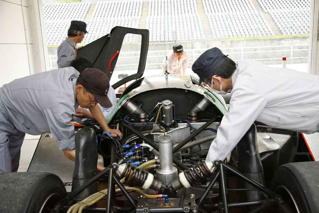 Mazda 787B powraca do Le Mans