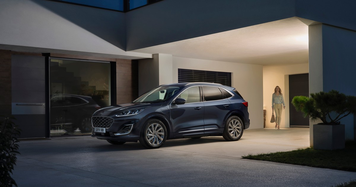 FORD KUGA PHEV