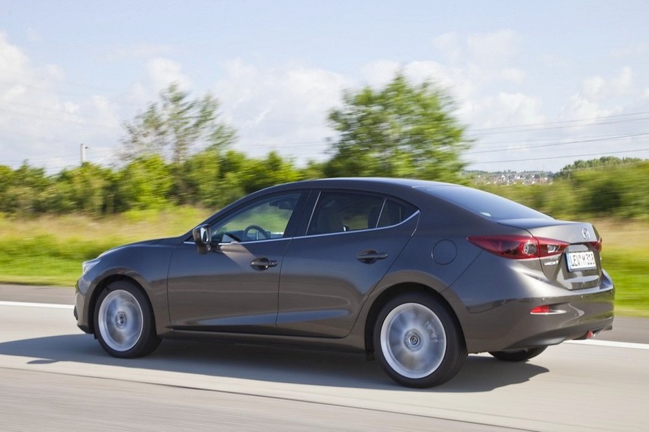 mazda 3 sedan