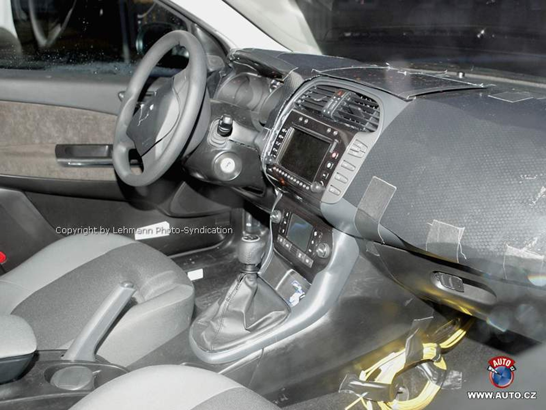 Zdjęcia szpiegowskie: wnętrze Fiata Bravo