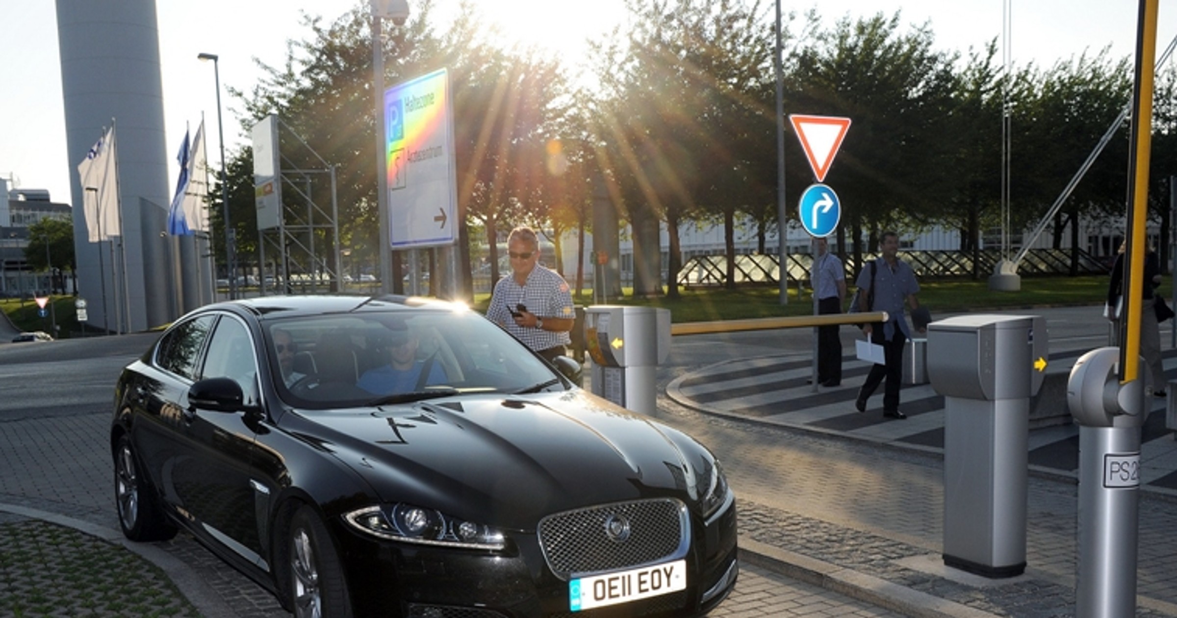 Ile pali najoszczędniejszy Jaguar wszechczasów? 