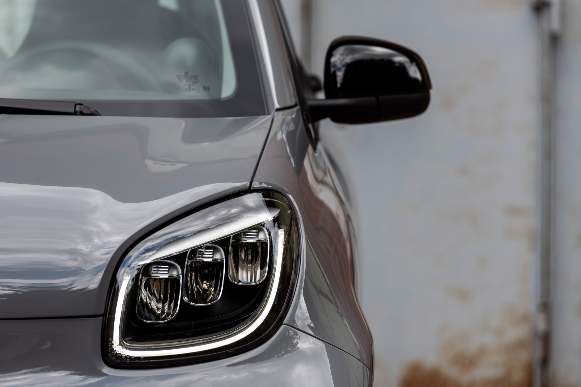 Smart pozostaje, ale tylko jako elektryk