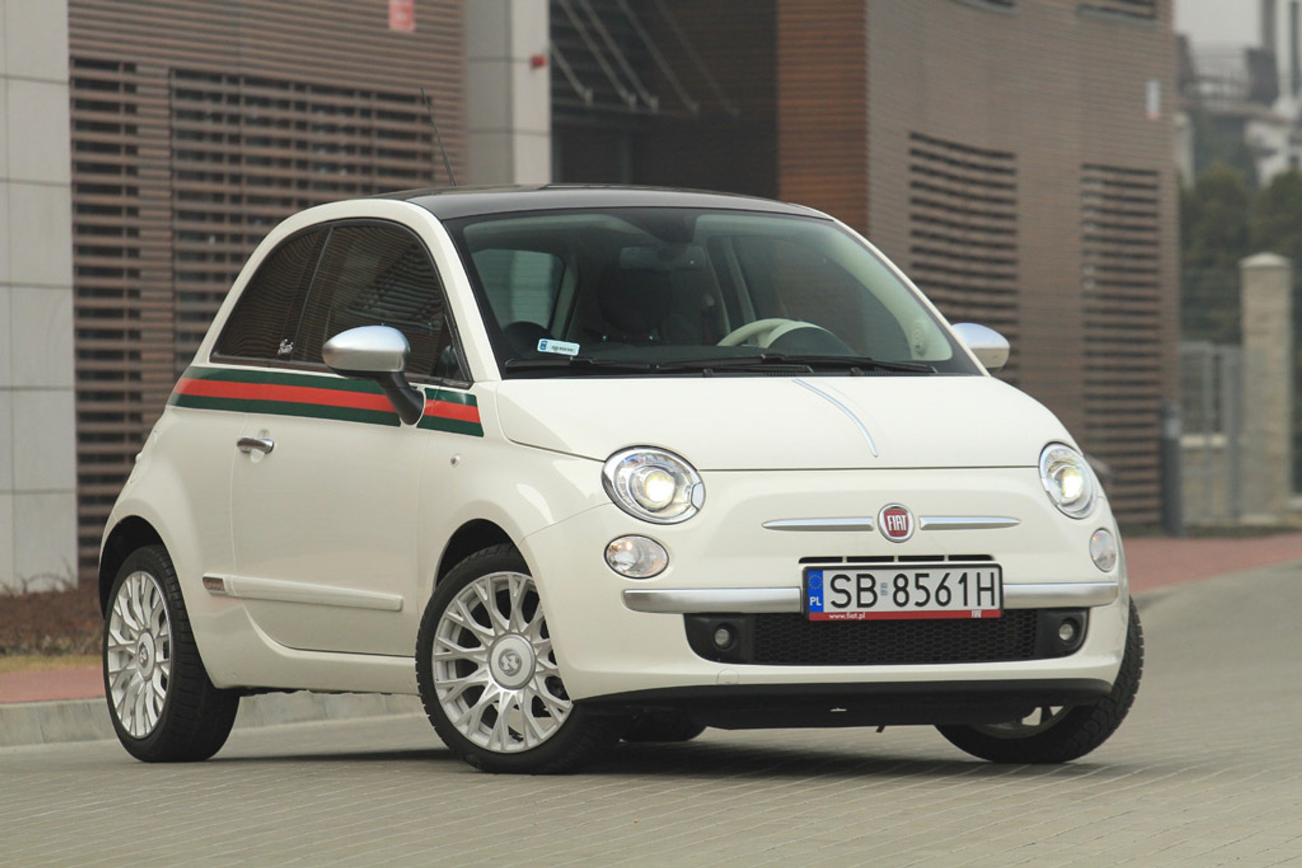 Fiat 500 by Gucci: stylowy mezalians
