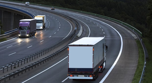 Kary już się sypią. Po dwóch miesiącach służby wlepiają mandaty za złe wyposażenie