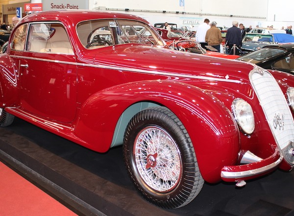 Alfa Romeo 6C 2500 S Touring: auto, którym uciekał Mussolini