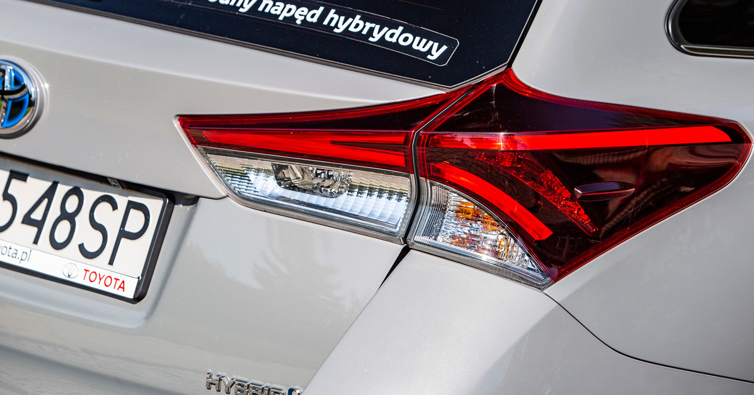 Toyota Auris Touring Sports kombi 1.8 Hybrid - hybryda dla aktywnych