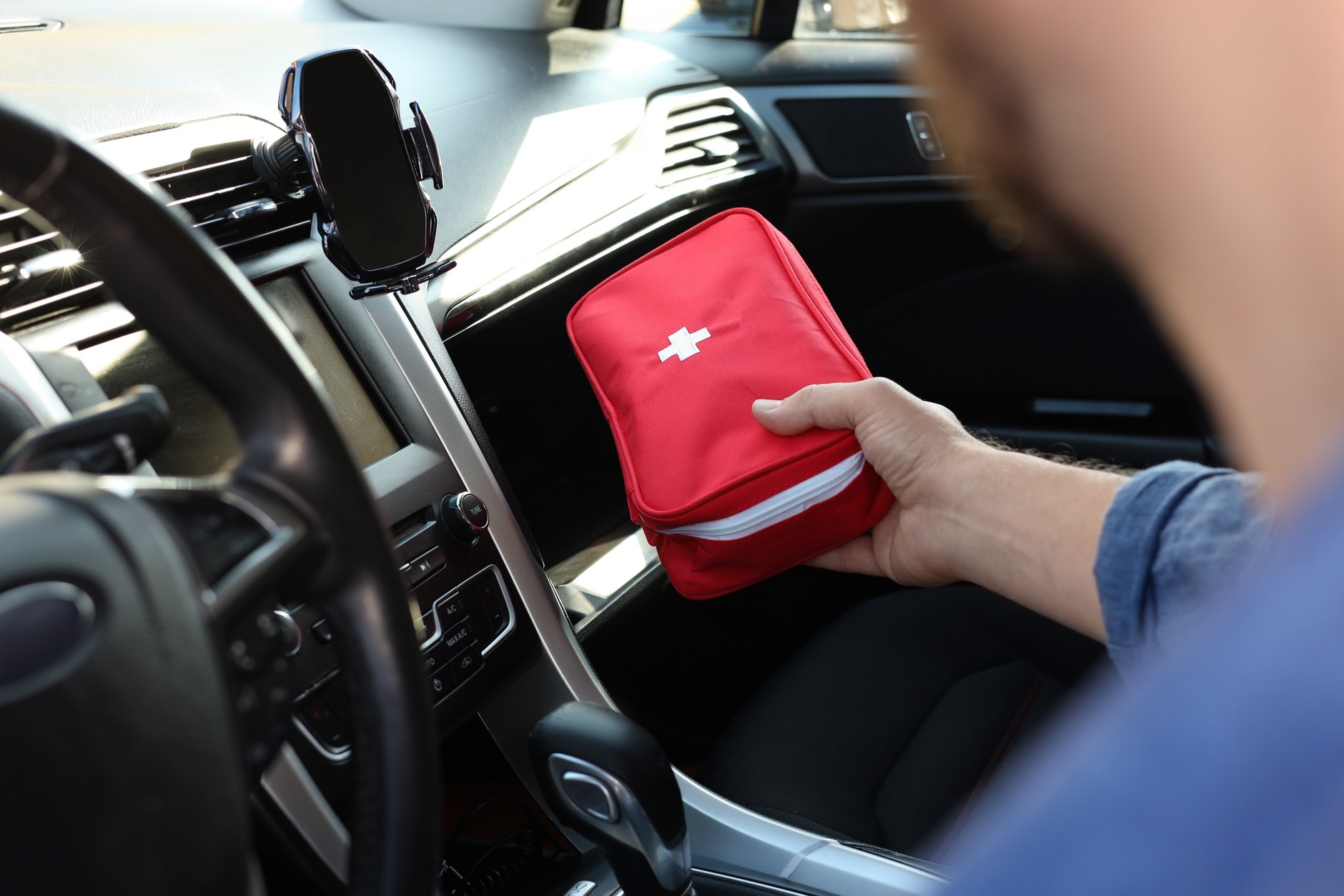 Apteczka w aucie może ratować życie. Rząd chce przywrócić obowiązek