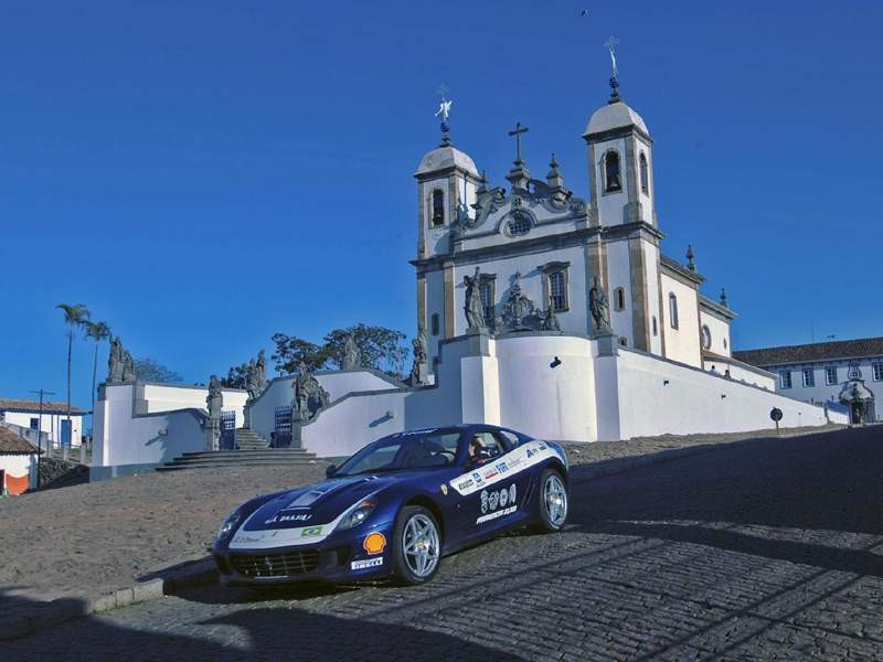 Ferrari 599 GTB Fiorano – 20.000 mil na przełaj Ameryką