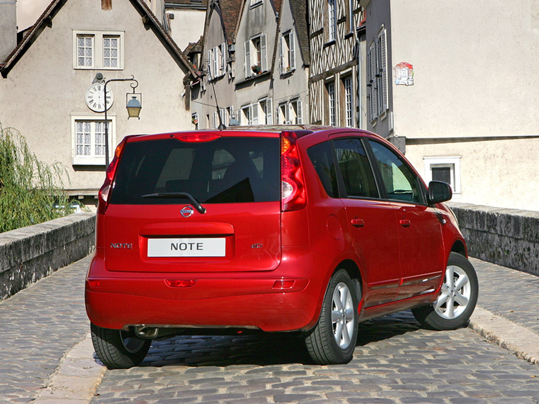 IAA Frankfurt 2007: Nissan Note po faceliftingu