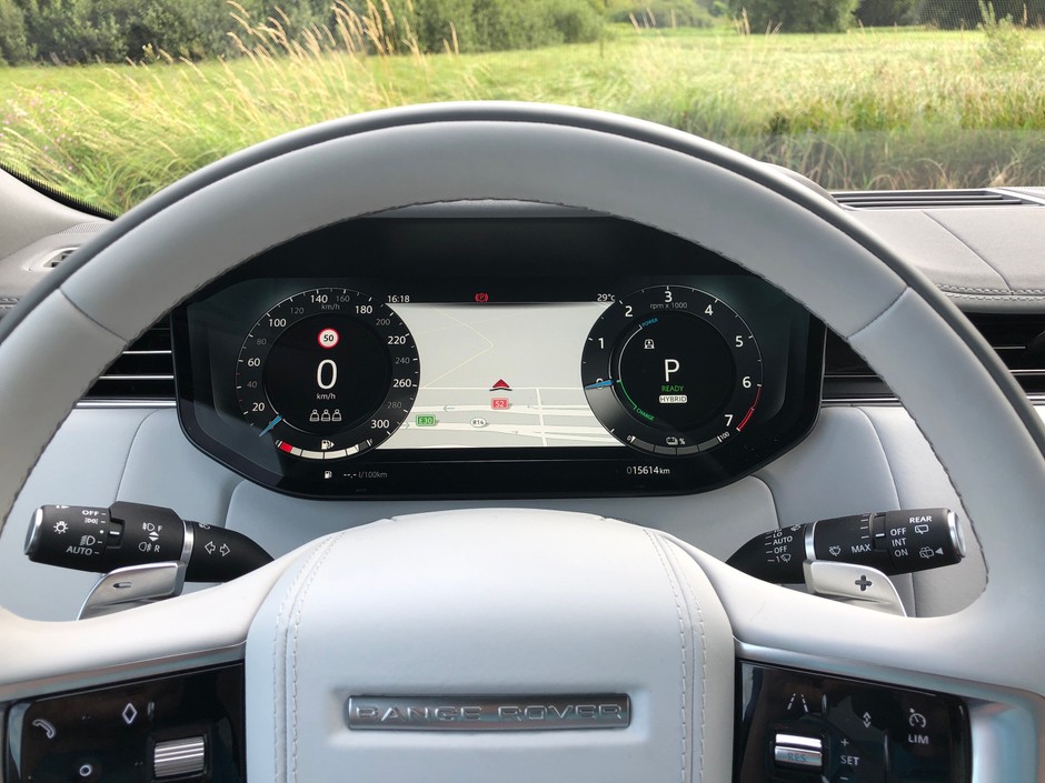 Range Rover 3.0 PHEV SV