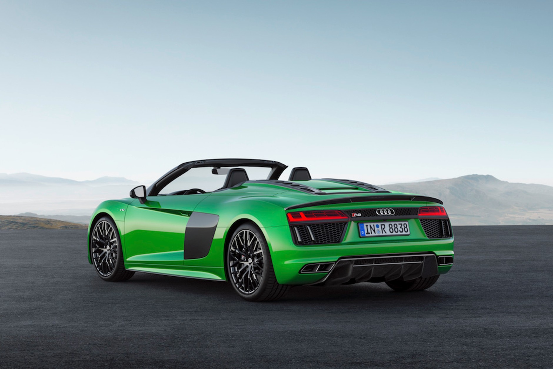 Audi R8 Spyder  V10 plus