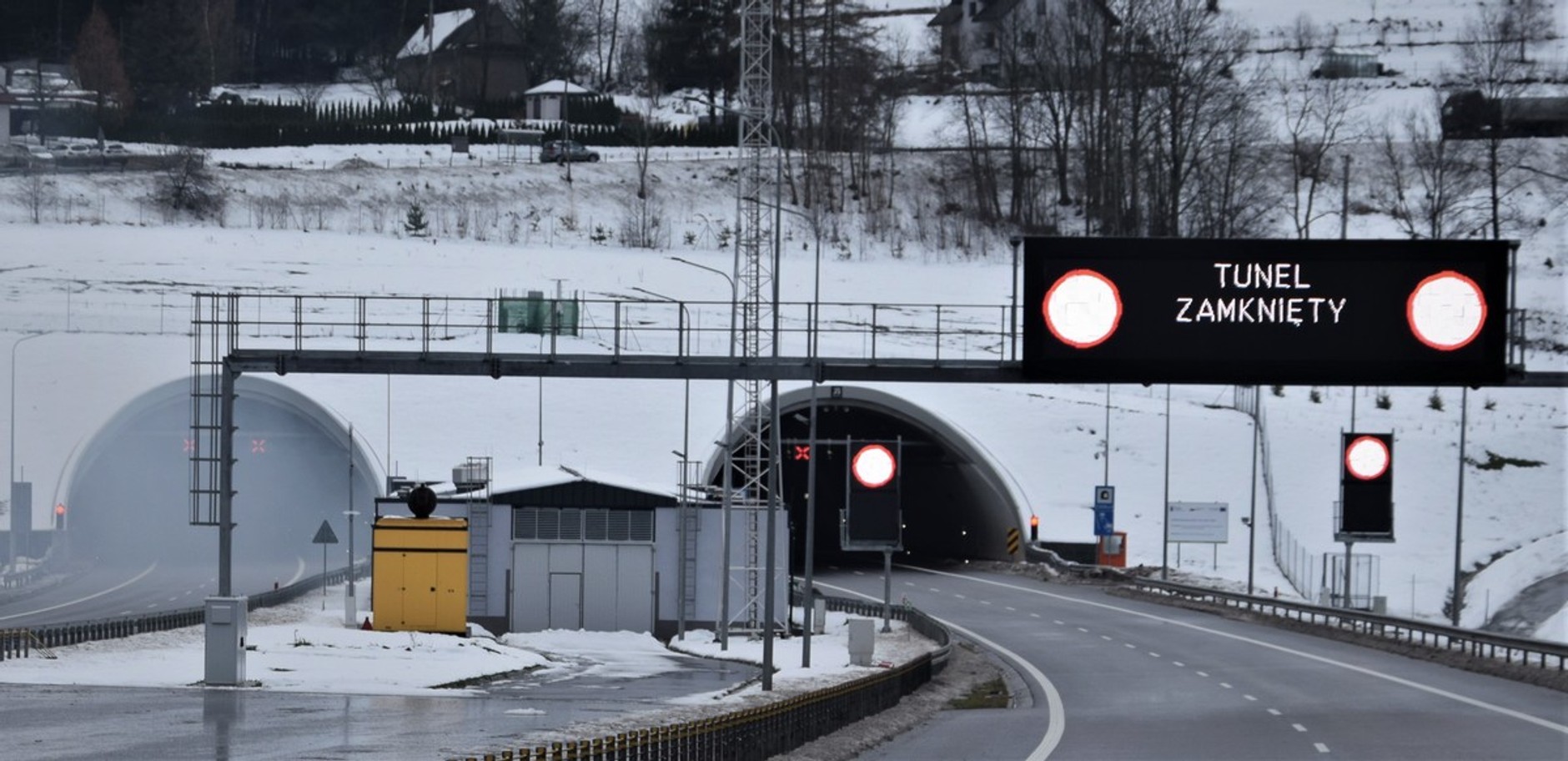 Ćwiczenia służb ratunkowych w tunelu pod Luboniem Małym