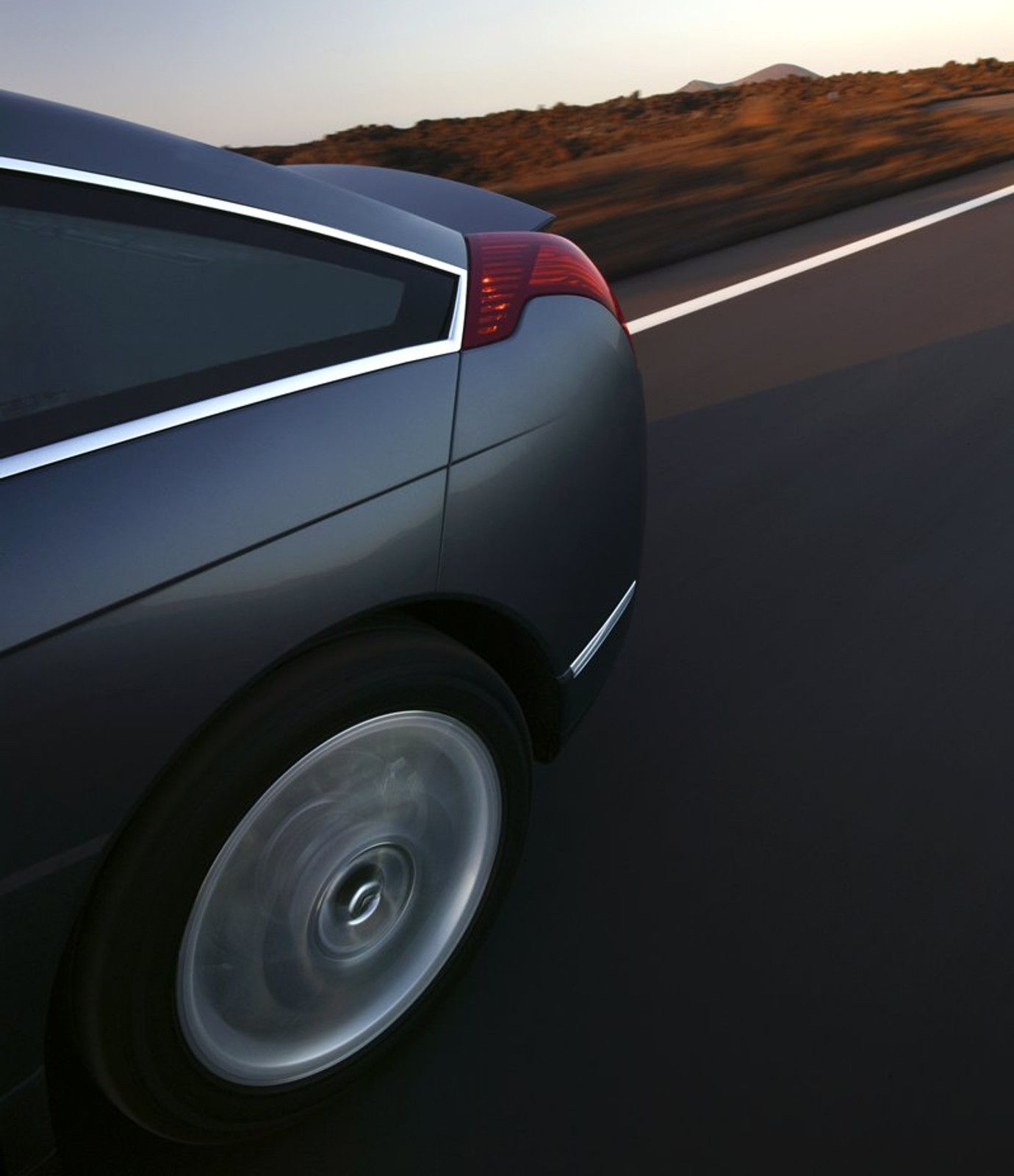 Citroen C6: automat również dla 4-cylindrowego 2,2 HDI (170 KM)